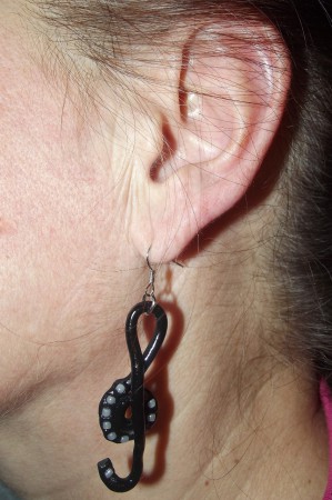 Náušničky Husľový kľúč 3 € + poštovné (0,60 €)